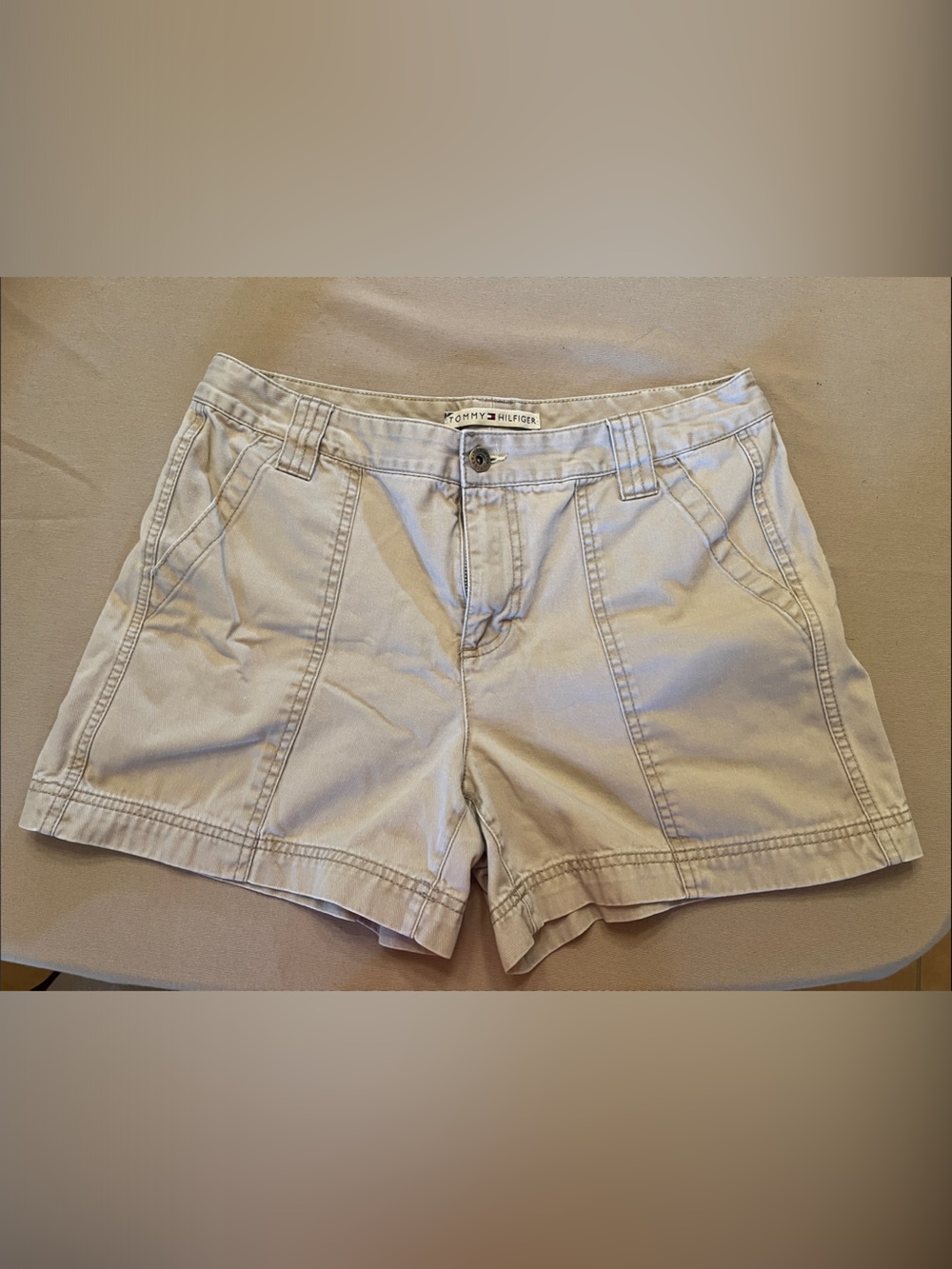 Tommy Hilfiger Women's Beige Cotton Shorts